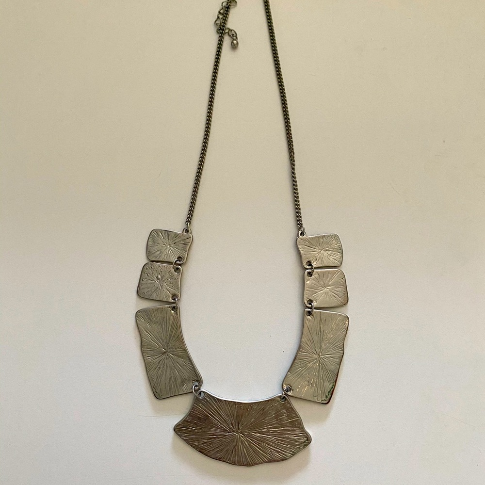 Silver chunky necklace
